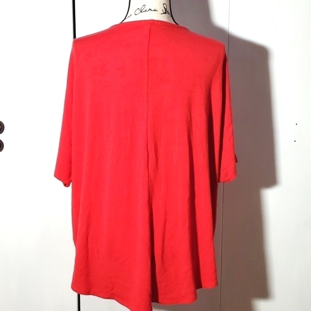 Fig & Blu- Women's Zipper FRONT soft Pinkberry Short-sleeved Top Sz. 1X - Picture 3 of 4